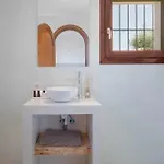 Lilou Javea
