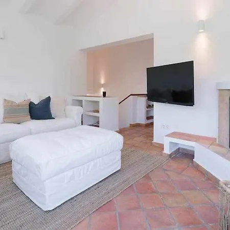 Lilou Villa